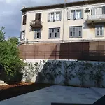 Apartvilla Castropola 普拉