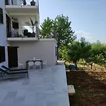 公寓 Apartvilla Castropola 普拉