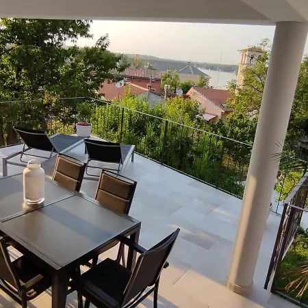 Appartamento Apartvilla Castropola Pola
