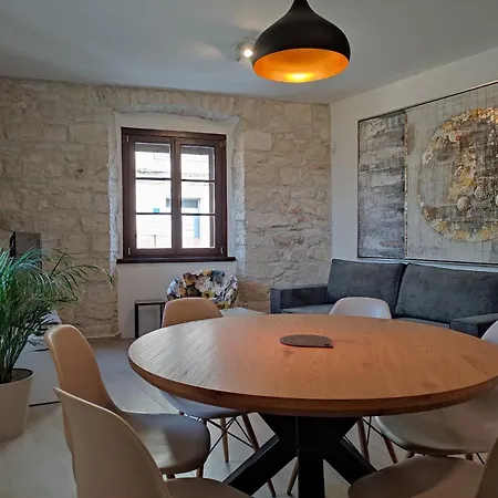 Apartvilla Castropola * Pula