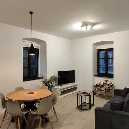 Apartvilla Castropola Apartment *