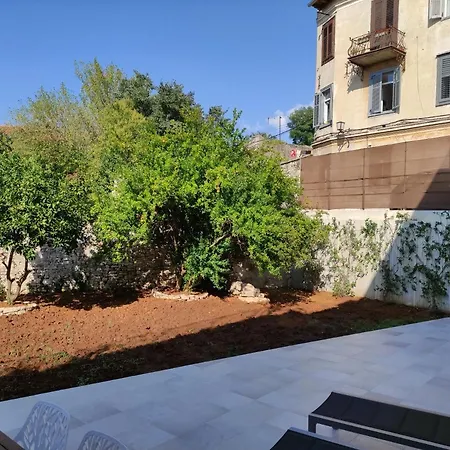 Apartament Apartvilla Castropola Pula