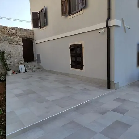 Apartvilla Castropola Apartament *