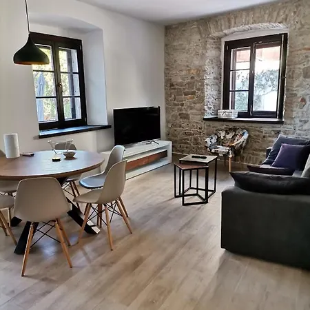 Apartvilla Castropola *