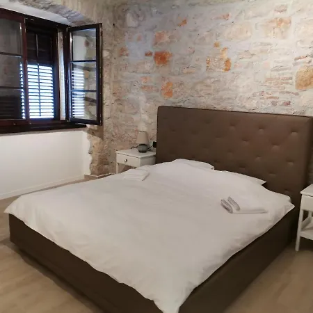 Apartment Apartvilla Castropola