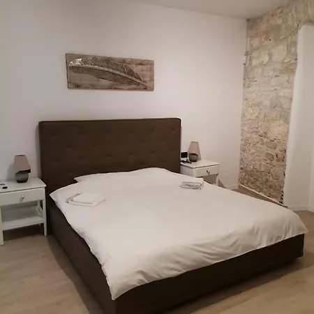 Apartment Apartvilla Castropola Pula